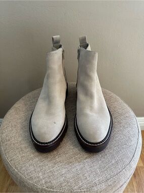 Nordstrom Light Beige Suede Platform Chelsea Boots